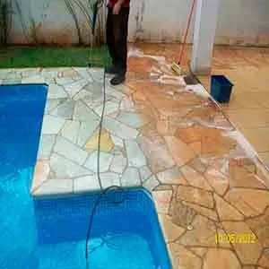 Limpeza de Piscina em Embu das Artes lavagem piso